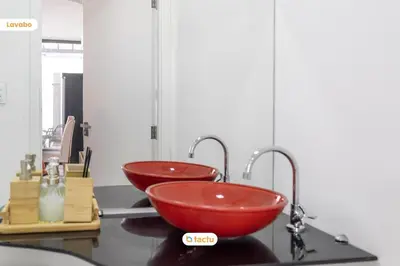 A planta de Duplex luxo em condomínio ao lado da praia
