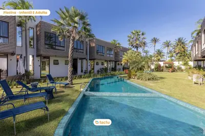 A piscina em ou perto de Duplex luxo em condomínio ao lado da praia