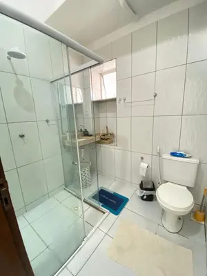 Uma casa de banho em Casa Frente Mar na Cidade Luz