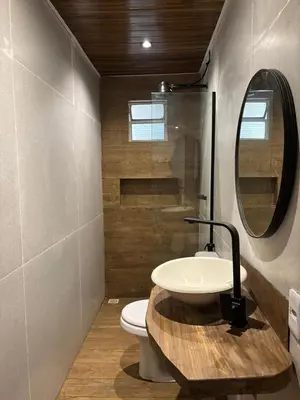 Uma casa de banho em Casa Manari