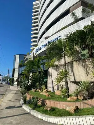 O edifício onde o apartamento está situado