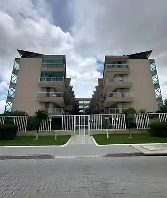 O edifício onde o apartamento está situado