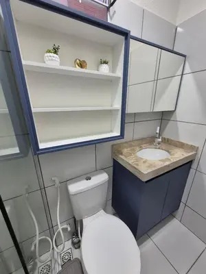Uma casa de banho em Residencial New Stilo-Falésia