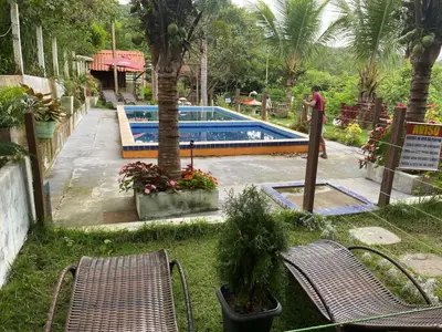 A piscina em ou perto de Chalé refúgio das raposas