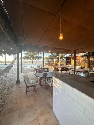 Um restaurante ou outro lugar para comer em Villa kite