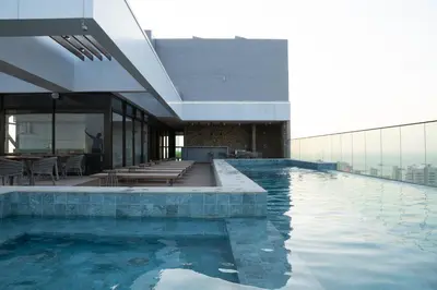 A piscina em ou perto de Studio Âmbar no Meireles com Piscina no Rooftop