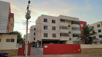 O edifício onde o apartamento está situado
