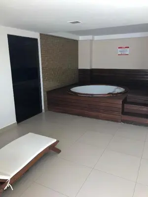 Uma cama ou camas num quarto em Brooklin Center Park