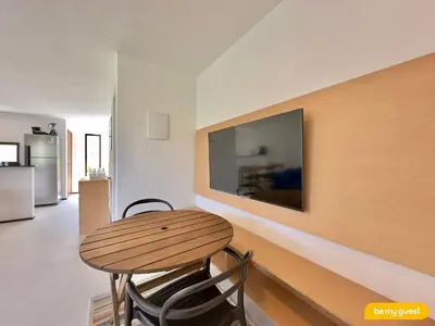 A cozinha ou kitchenette de Beachfront Duplex B por Be My Guest