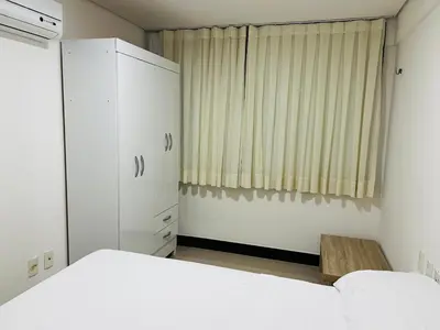 Uma cama ou camas num quarto em Manhattan Beach Riviera 2 Terreo