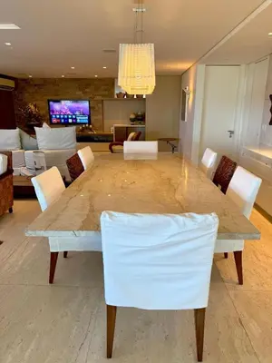 A planta de Exclusiva e Única Cobertura Duplex do Golf Ville