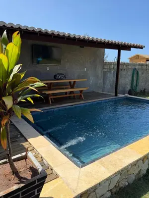 A piscina em ou perto de Bangalô raizes