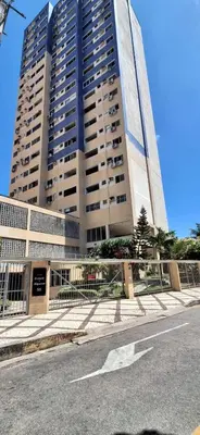 O edifício onde o apartamento está situado