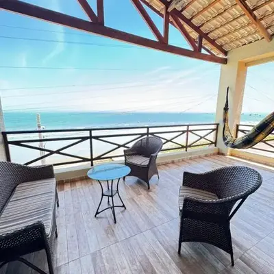 Casa da Maré Pé na areia Suítes climatizadas e deck vista mar