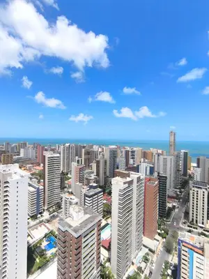 Uma vista geral de Fortaleza ou a vista da cidade a partir do apartamento
