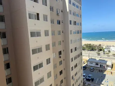 Uma vista do mar geral ou uma vista do mar a partir do apartamento
