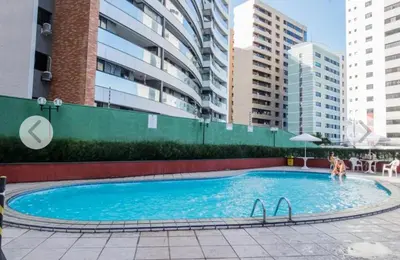 A piscina em ou perto de Porto de Iracema Fortaleza