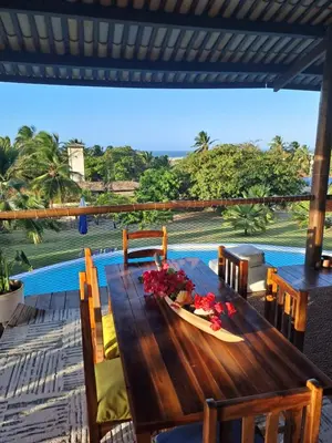A piscina em ou perto de Residencia MAPAMÁ Beberibe