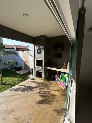 O entretenimento noturno para os hóspedes de Casa Cristã familiar