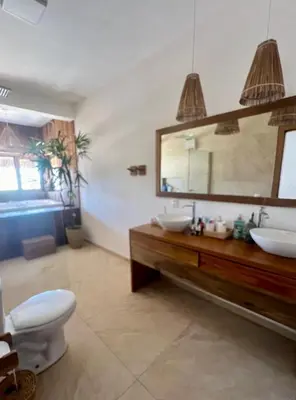 Uma casa de banho em Casa Costa
