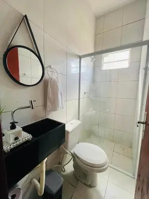 Uma casa de banho em Apartamento próximo ao Aeroporto Internancional P Martins
