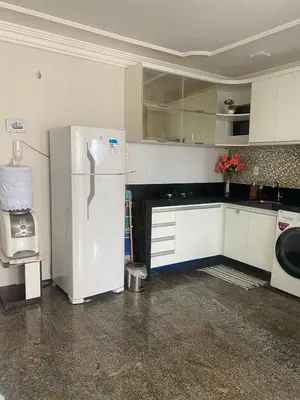 A cozinha ou kitchenette de Apartment with sea view on Iracema Beach