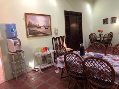 Uma área de estar em Maravilhosa Casa de Praia em Morro Branco