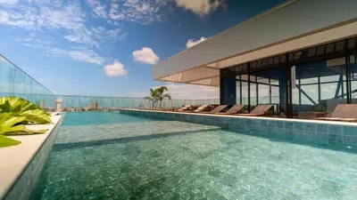 A piscina em ou perto de Beach Class Fortaleza By Studio Brook