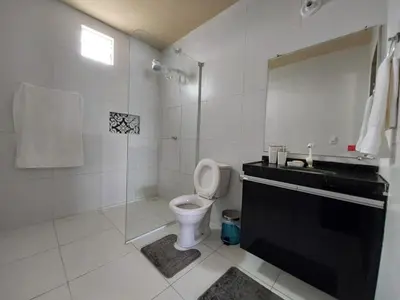 Uma casa de banho em Haus Maresia