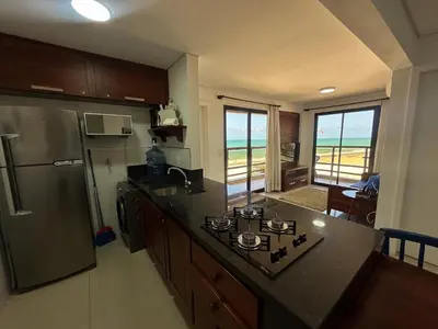 A cozinha ou kitchenette de Varandas do Mar - Apt 305 Beachfront