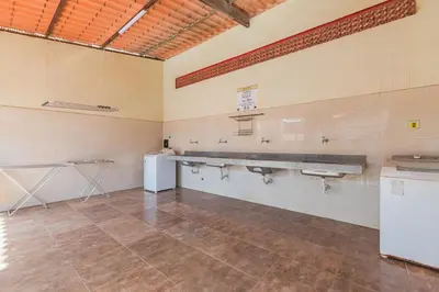 A cozinha ou kitchenette de Studio no Porto das Dunas vista mar e Beach Park!