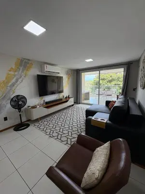 Uma área de estar em Apartamento Aquiraz Resort Catu Lake