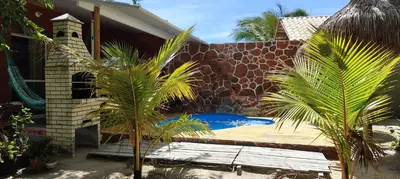 A piscina em ou perto de Chalé Com Piscina Privativa