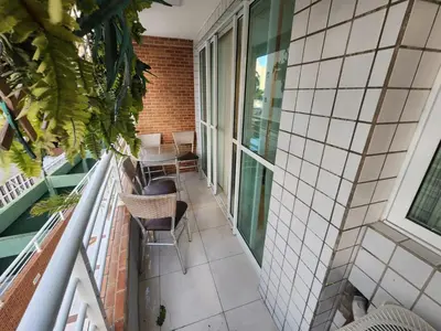 A planta de Apartamento completo no Meireles, a poucos minutos de distancia da praia