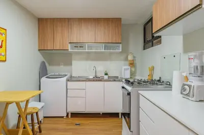 A cozinha ou kitchenette de Fortaleza Flat #304 - Flat em Iracema by Carpediem