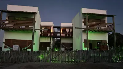 O edifício onde o apartamento está situado