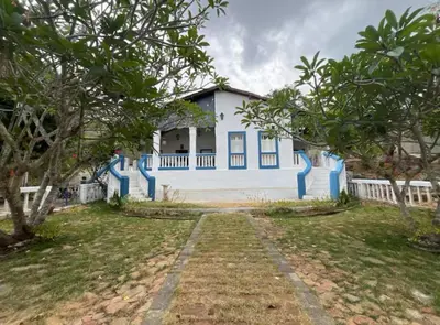 O edifício onde a casa de férias está situado