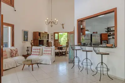 A cozinha ou kitchenette de Mansão Bomfim Tabuba | Lazer Completo by Carpediem