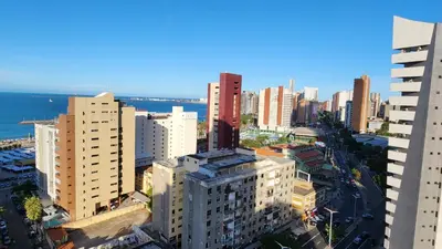 Uma vista geral de Fortaleza ou a vista da cidade a partir do apartamento