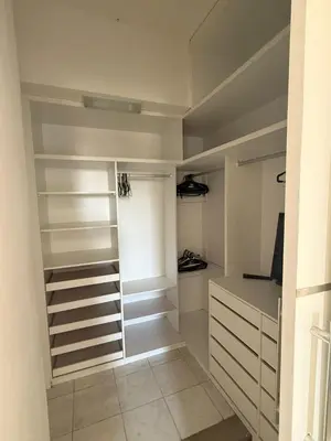 A planta de APT ventilado, 2 quartos, pertinho da praia