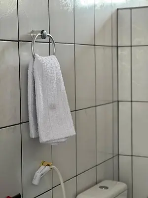 Uma casa de banho em 1 Quarto passos da praia