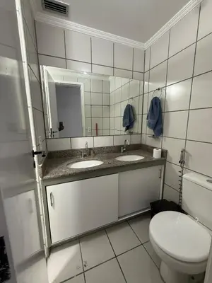 Uma casa de banho em Porto de Iracema Residence apt 507 - 2 quartos