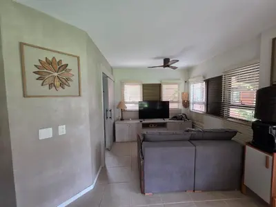 Uma área de estar em Dream Village 501H - Frente mar dos sonhos!