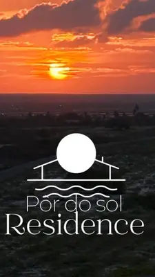 O nascer ou o pôr do sol visto a partir da casa de férias