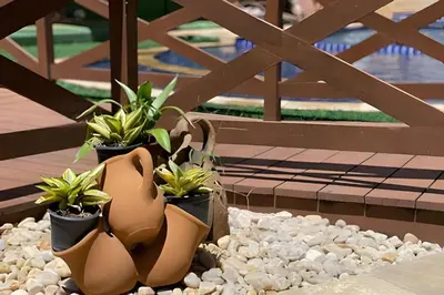 Um jardim no exterior de BP307B - Paraíso à Beira-Mar em Cumbuco, a 80 metros da praia