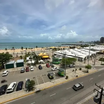 Apto na BEIRA MAR
