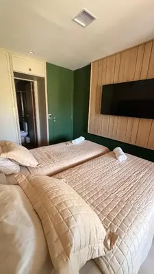 Uma cama ou camas num quarto em Wai Wai Resort Cumbuco 107G