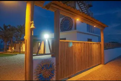 O edifício onde a casa de hóspedes está situado