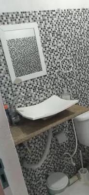 Uma casa de banho em PC temporada casa para alugar final de semana próx alguns pontos turístico como lagoa do caiupe 13 min