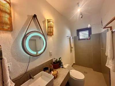 Uma casa de banho em casa nova